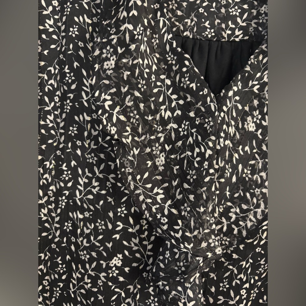 Tamara H. Black and White Floral Blouse - Picture 4 of 11